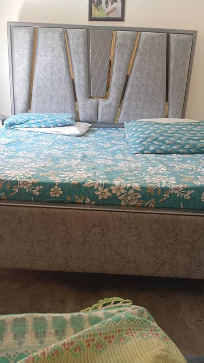 king size bed with side table  molty mattress