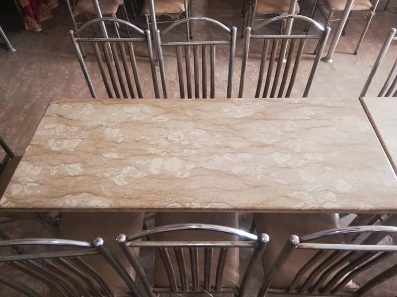 Dining table +chairs 1