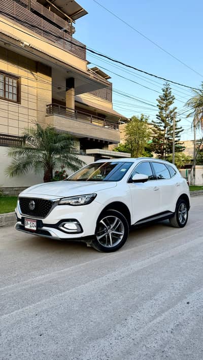 MG HS TROPHY 2021 B2B ORIGINAL JUST LIKE BRAND NEW CONDITION