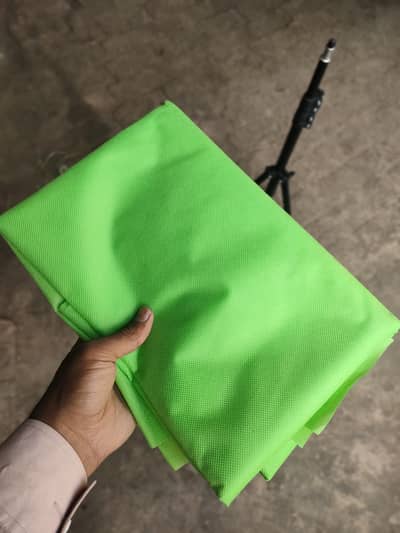Pro Green Screen (5ft x 5ft) - Brand New / Open Box