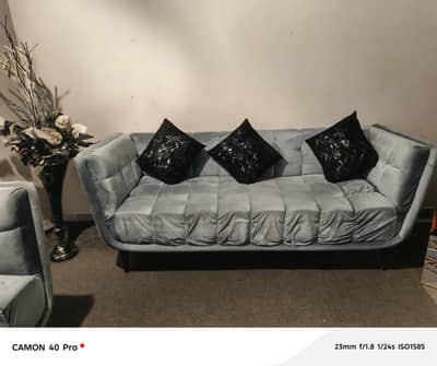 sofa set 5 seater nd curtains