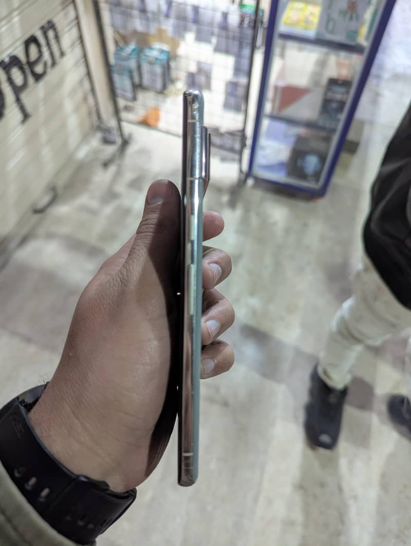 Google pixel 7 pro 1