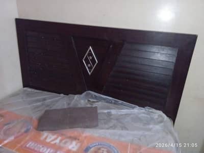 bohot Kam us hua hai 15 hazar gadda bhi sath hai