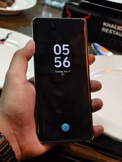 vivo x100 pro 16/512 with box