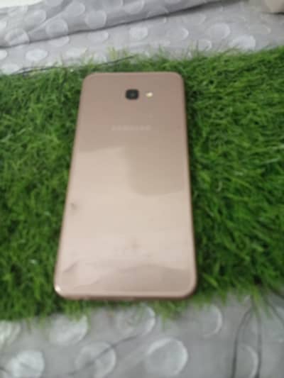 Samsung j4+