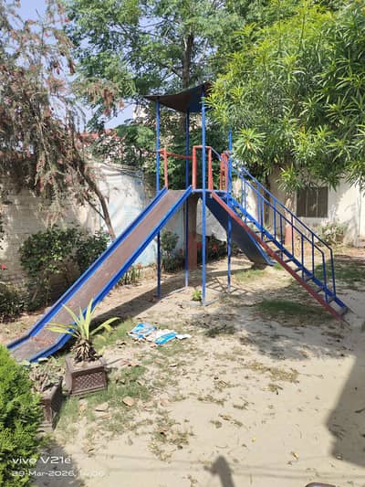 Moveable and removable slide for school, Cafe & Restaurant etc