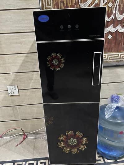 Canon Water dispenser BLACK