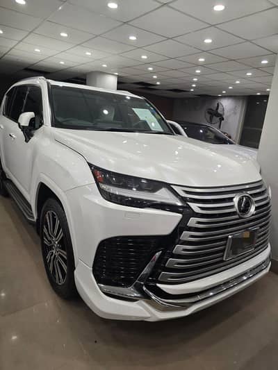 Lexus LX600 Ultra Luxury