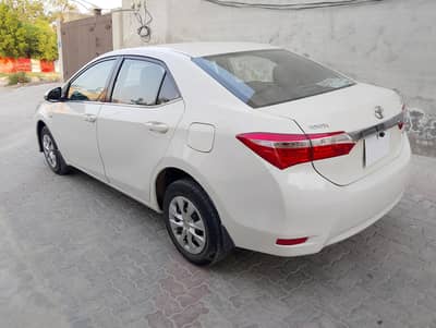 Toyota Corolla family used car