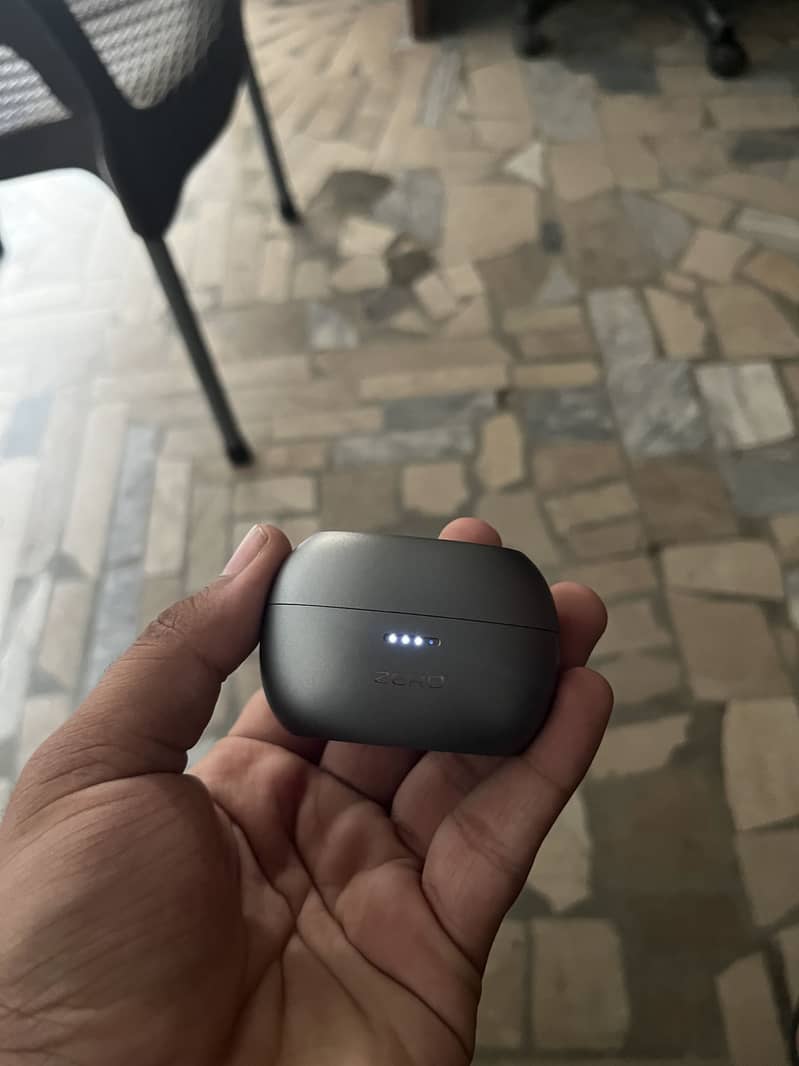 Zero snap earbuds 6