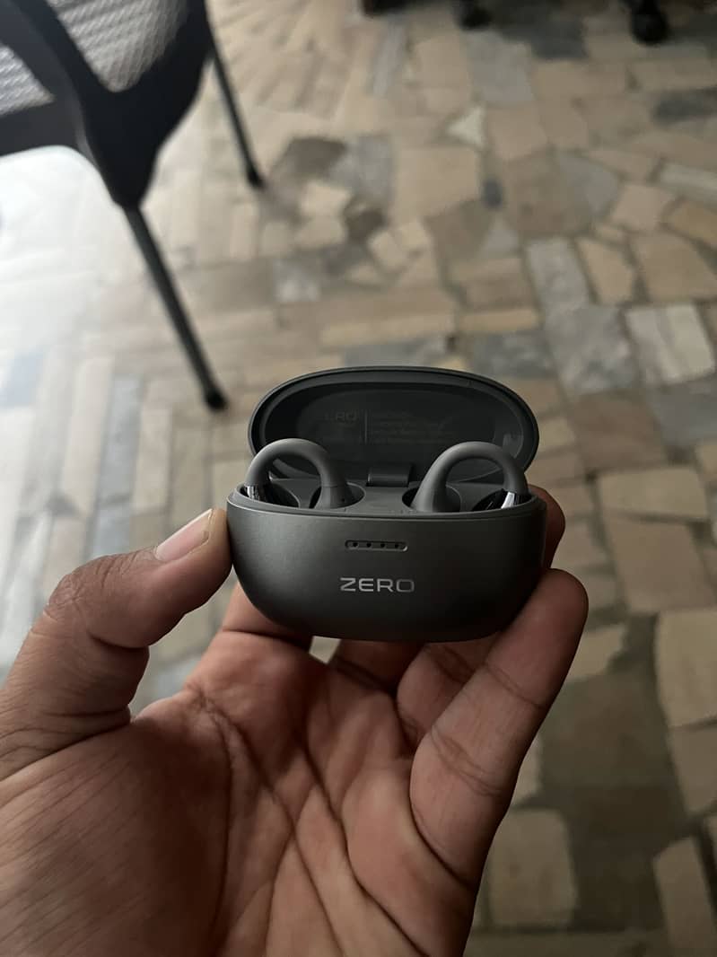 Zero snap earbuds 7