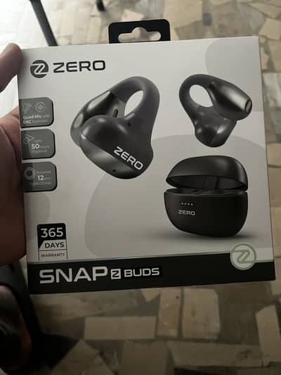 Zero snap earbuds