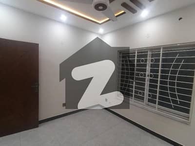 3200 Square Feet Upper Portion For Rent In D-12