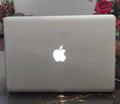 Apple macbook pro 2012