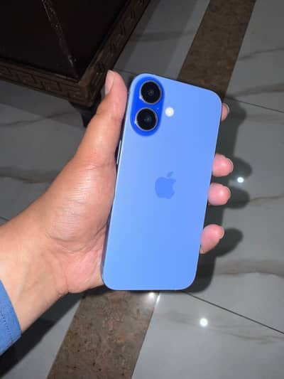 iPhone 16 128gb Ultramite blue Color