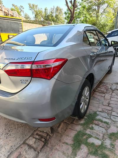 Toyota Corolla Altis 1.8 auto gear