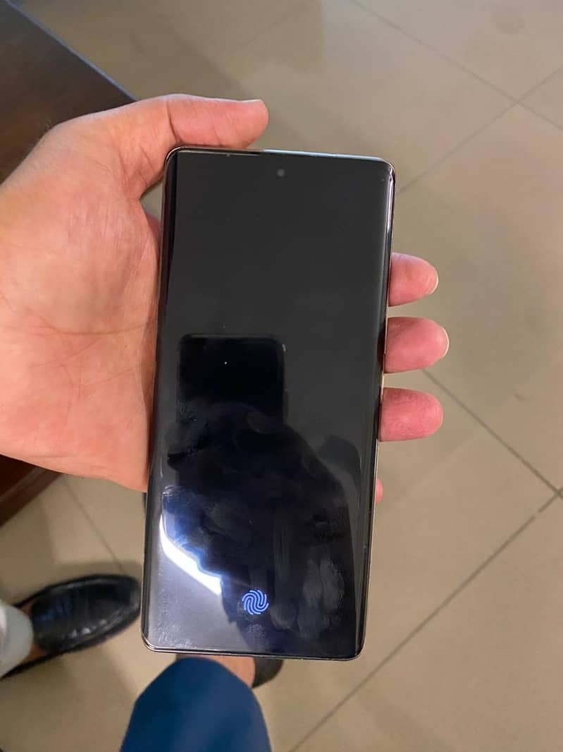 imfinix zero30 edge 1