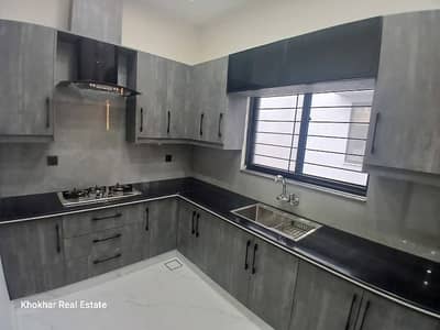 11 Marla house for rent in paragon City