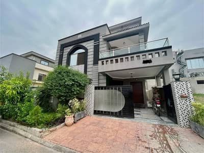 9.5 Marla House Slightly Used For Sale