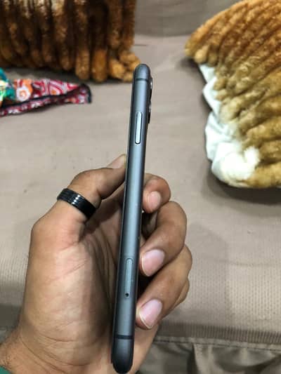 iPhone 11 non PTA jv