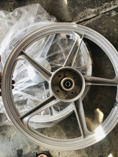 New CD70 ALLOY tube less Rims with box