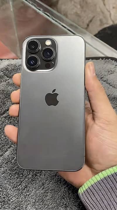 iPhone 13 Pro black colour 10/9 condition black colour jv