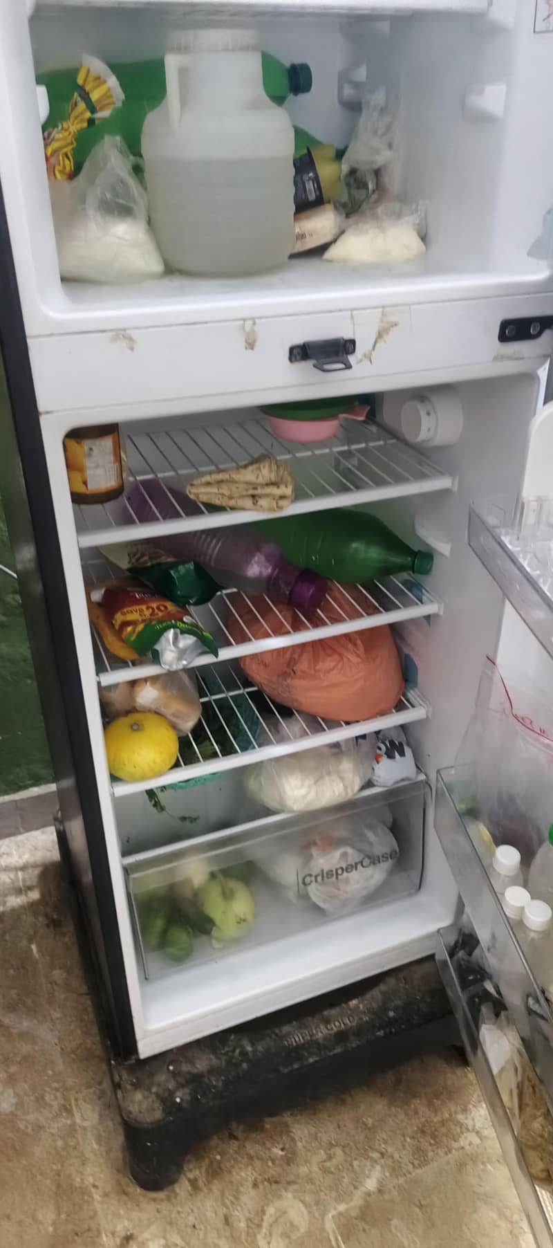 Dawlance medium size 3