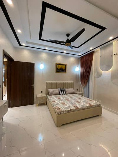 family and couple Room for rent daily basis and short time