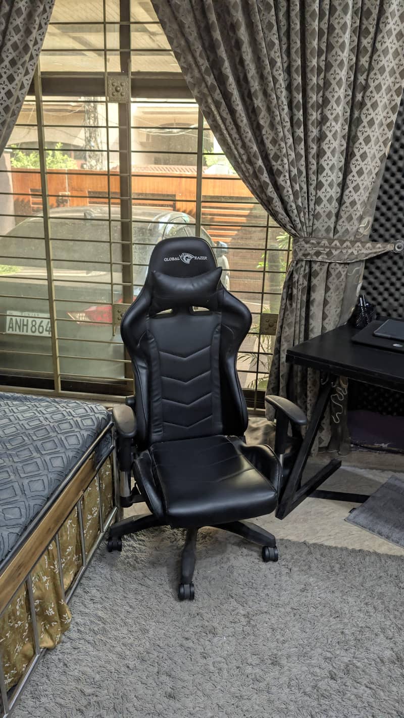 Computer chair 0