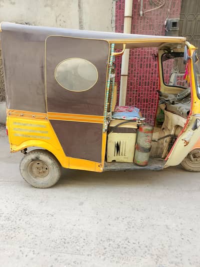 auto rickshaw