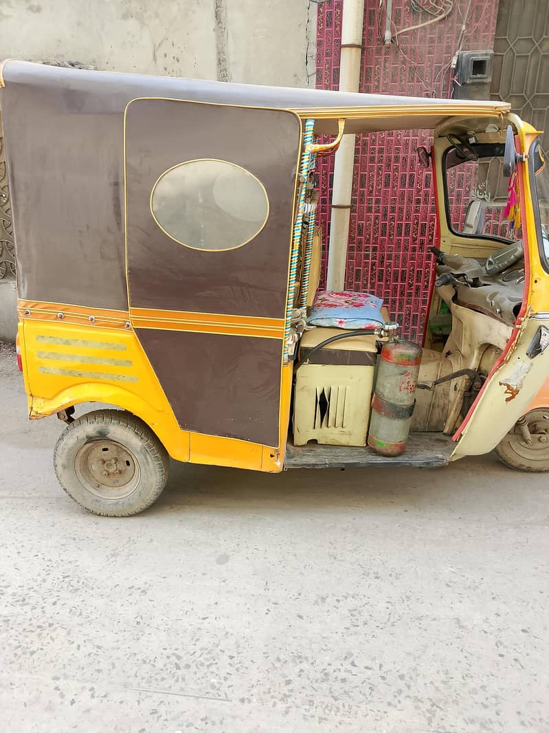 auto rickshaw 0