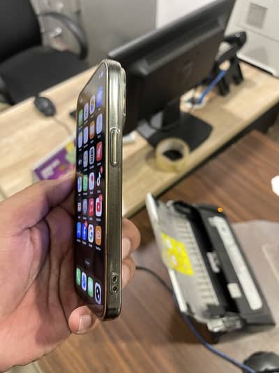 Total fresh condition no scratches betray health ok ha timing 1 day