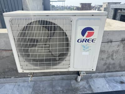 Gree dowlanc AC for Sale (1.5 Ton Each) – As It Is (Gas Leakage Issue)