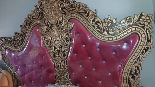 bed with side tble new just 5mnt use new condition