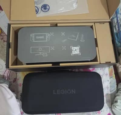 Legion go /Z1 /extreme/1TB/16GB deliver ho jayegi full box for sale