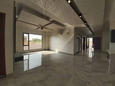 500sq Yd Luxury Villa FOR SALE. 2km From Entrance Of BTK. 6 Bed DDL 2 Kitchens