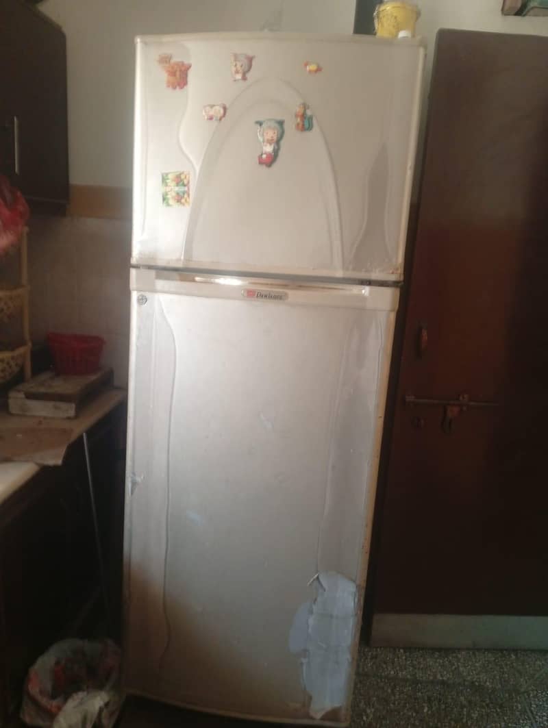 Refrigerator 0