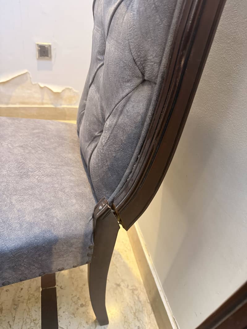 6 seater dining table 1