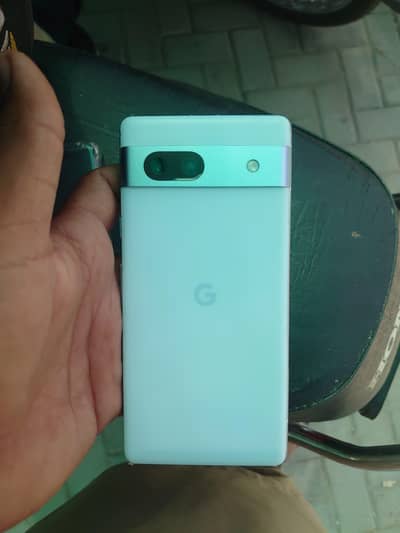 Google pixel 7a 10/10 condition vip piece