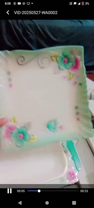 new dinner set available for sale in good condition