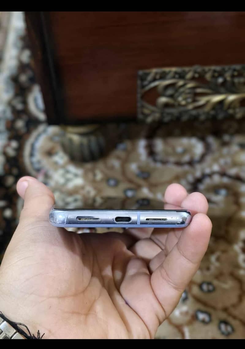 Google Pixel 8 Pro 2