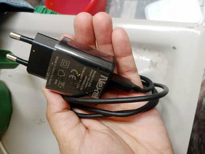 Open box Lash condition with charger box