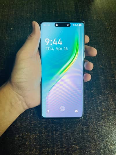 1 month use  with box with charge lush condition 10by10