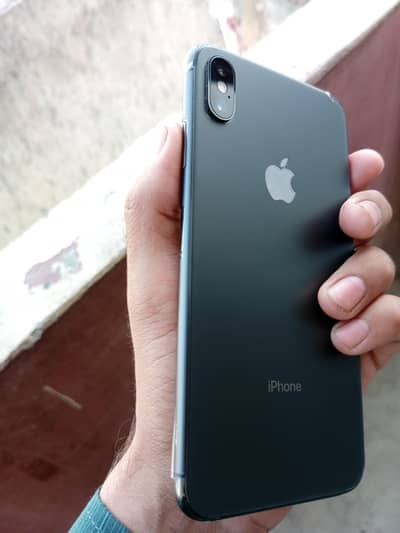 iphone xs max 64 gp Battery health 100 phone number 0315022137