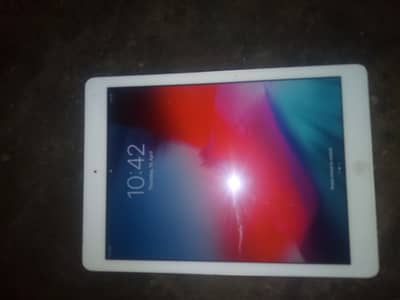 Apple iPad Air 32 GB,  10/10 condition.