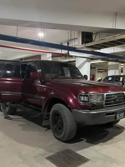 Toyota Land Cruiser VX 80 series London variant 1993