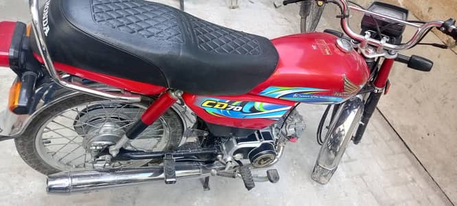 HONDA CD 70 BIKE (23/24)