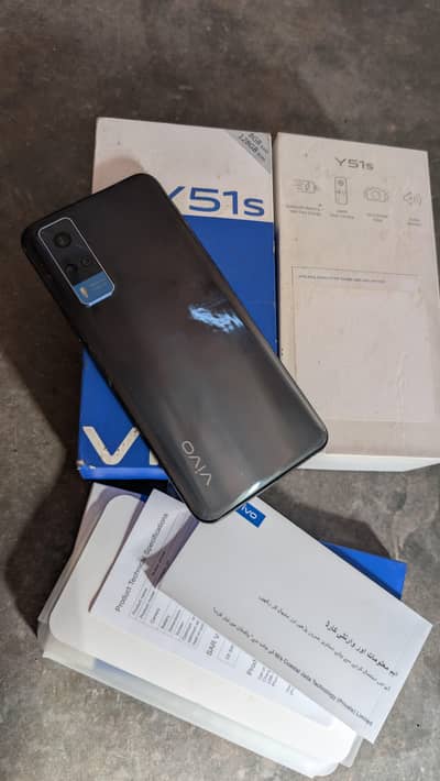 VIVO Y51S (8/128) 10/10 Condition panel changed