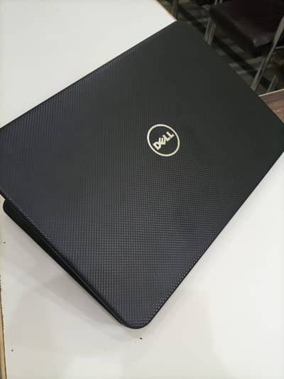 Dell Inspiron 15 3521 intel Pentium 5th Gen 8GB 320GB 7200 Rpm 15.6"