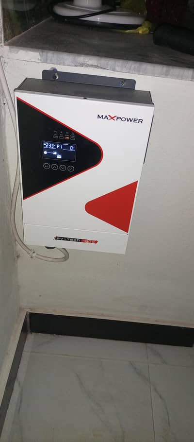 max power inverter plus new 230w battery